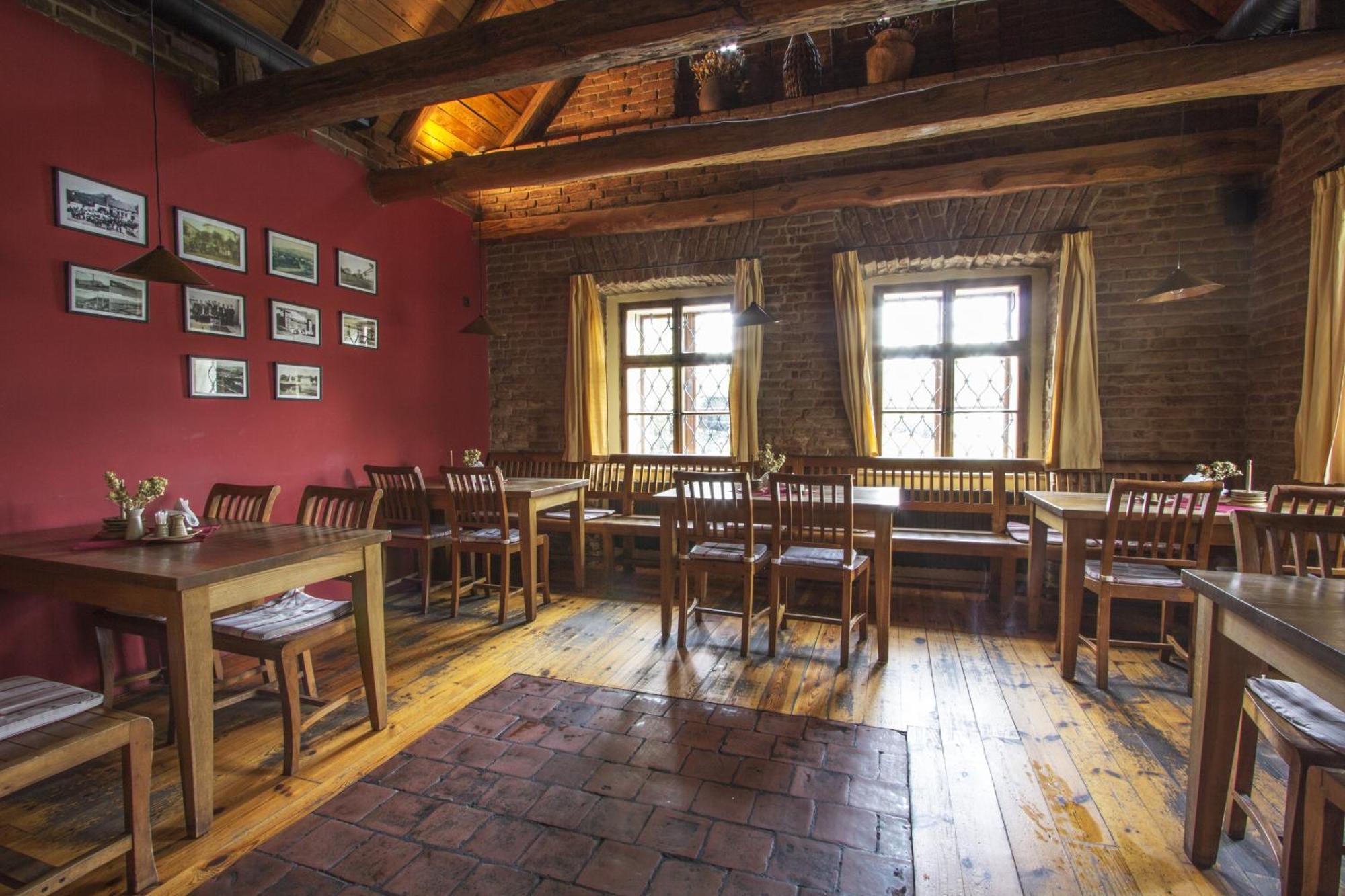 Penzion Ve Stoleti Loděnice Exteriör bild